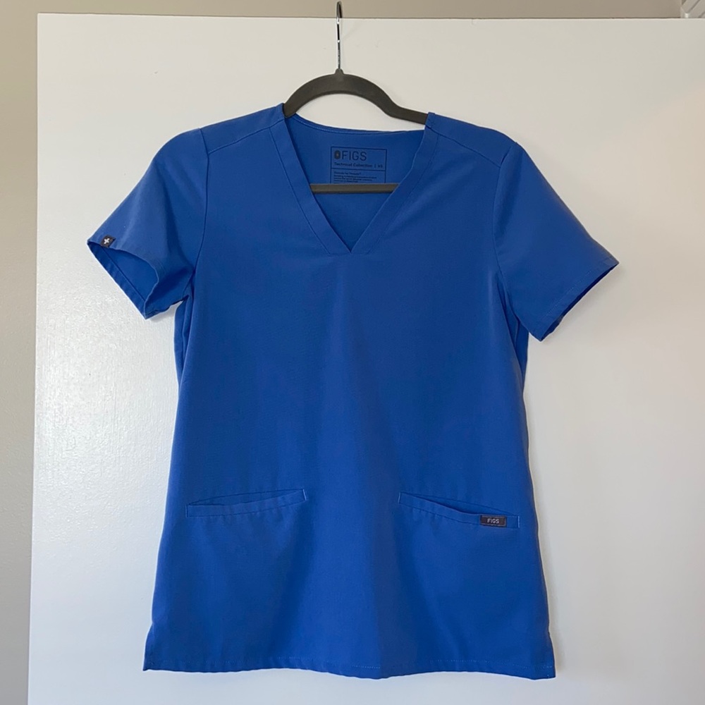 Figs Casma three pocket scrub top